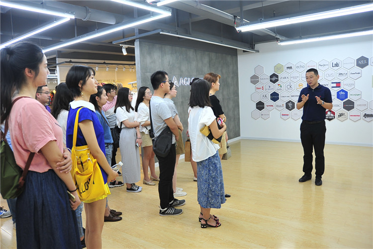 融入故事會 共筑中嘉夢——匯鴻中嘉公司青年員工參觀生產基地感受企業文化
